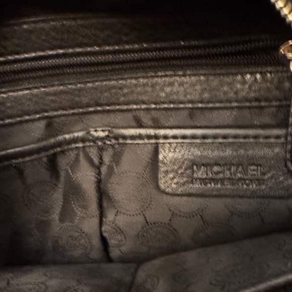 Michael Kors Black Leather Shoulder Bag with Gold Accents - Picture 4 of 4